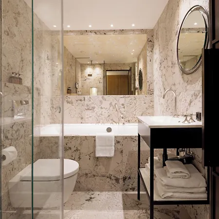 Hotel Hypernym & Copenaghen