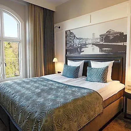 Hotel Hypernym & 4*
